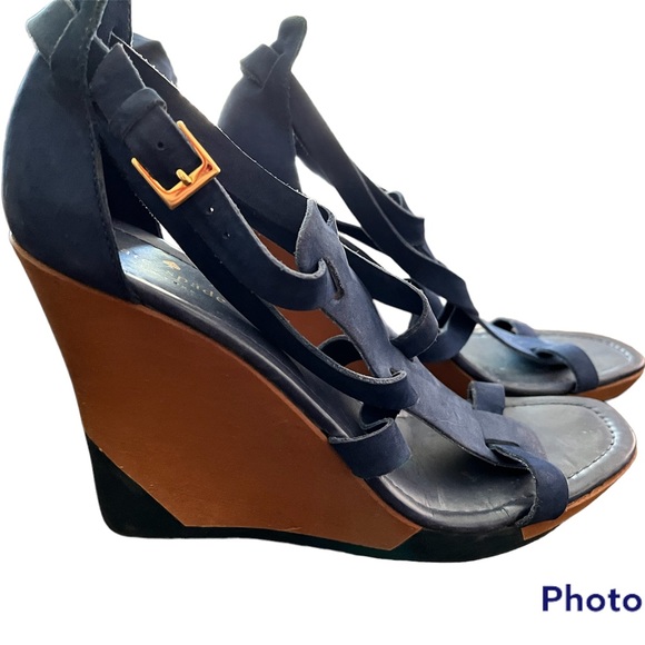 kate spade Shoes - Kate Spade Suede Heels